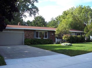 1252 Krusel St, Petoskey, MI 49770