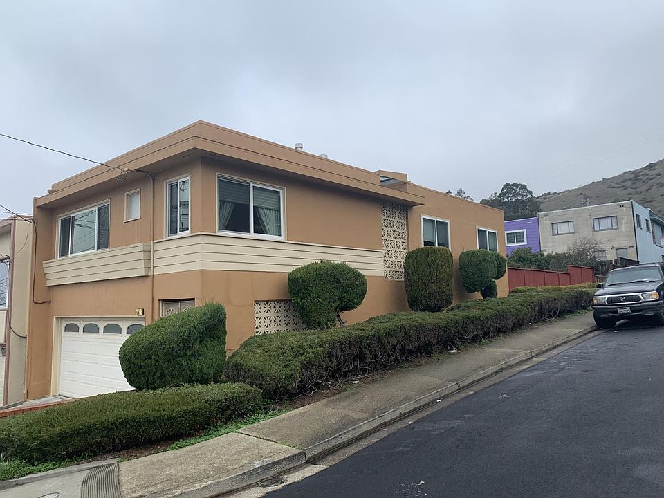 1st image of 697 Orange St