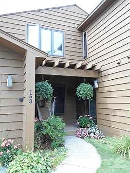 2nd image of 153 N Shore Dr W