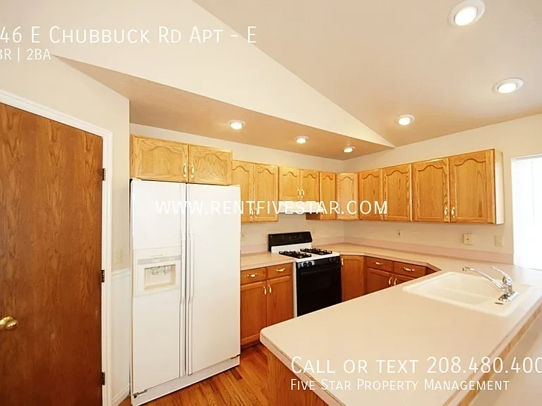 246 E Chubbuck Rd #E — Photo 7