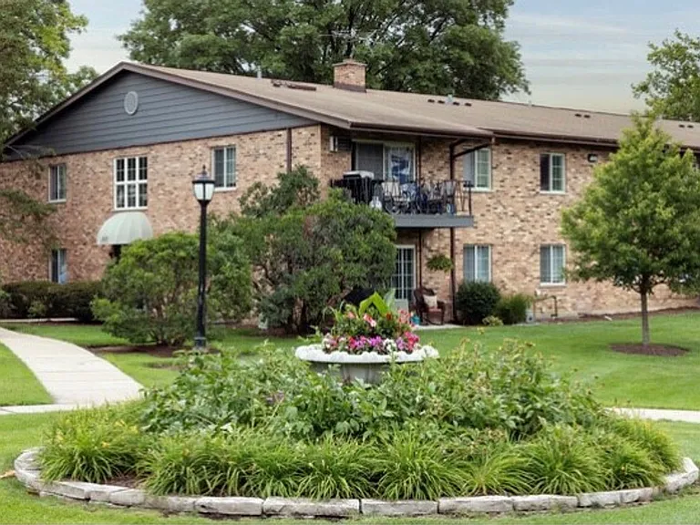 Westmore — Photo 2