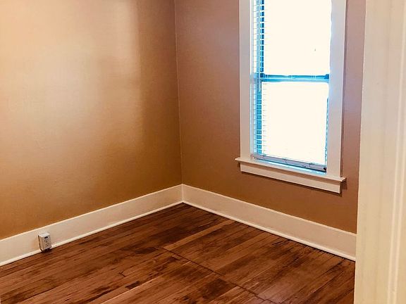 4th image of 302 NW Harriman St #4