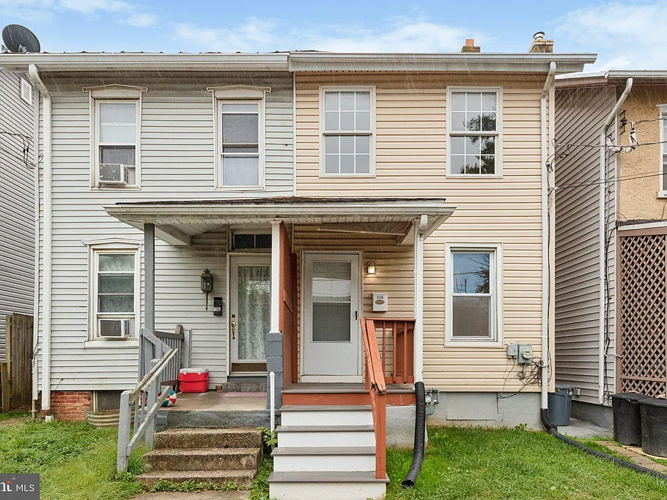 104 Poplar St