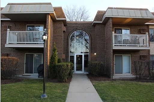 1st image of 1515 E Churchill Dr Unit 202