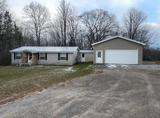 7690 N Straits Hwy, Cheboygan, MI 49721