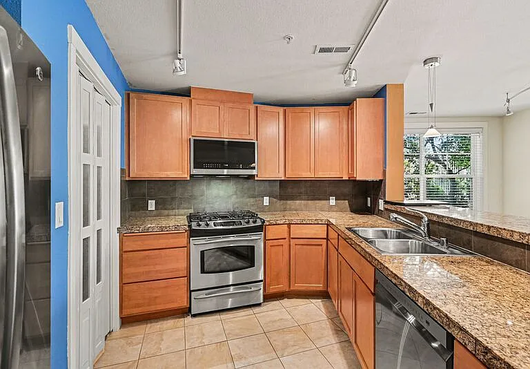2901 NE Blakeley St #128 — Photo 11