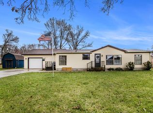 24341 Cedar St, Edwardsburg, MI 49112