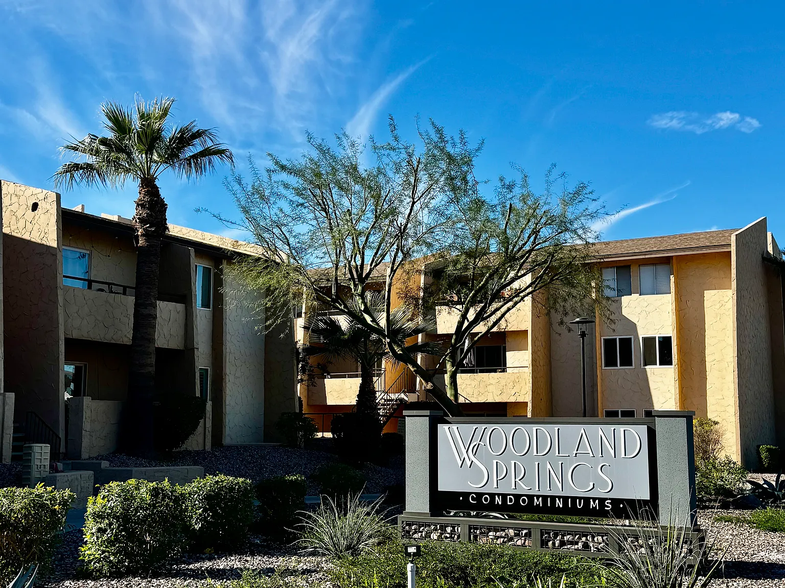 3 bed, 1132 sqft, $2,500 — Photo 2