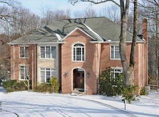 109 Dogwood Ln, Blawnox, PA