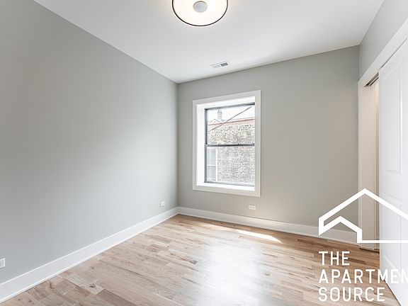 5th image of 2535 N Campbell Ave #3