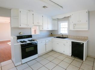 101 S Lowry St #B, Stillwater, OK 74074