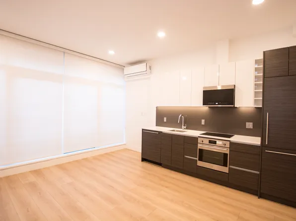 333 Carrall St #206, Vancouver, BC V6B 2J4