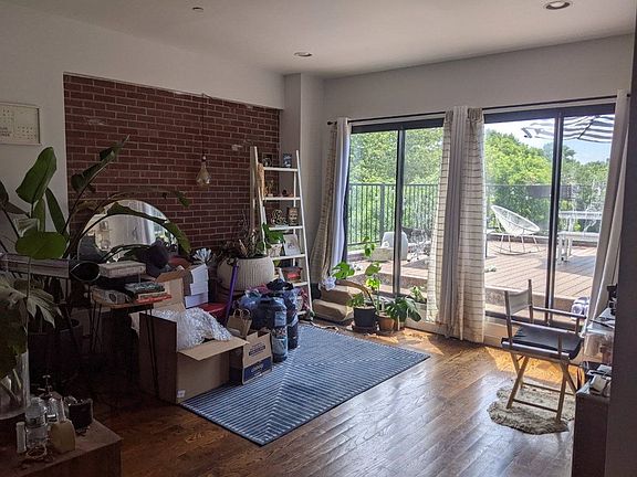 3rd image of 387 Quincy St #7