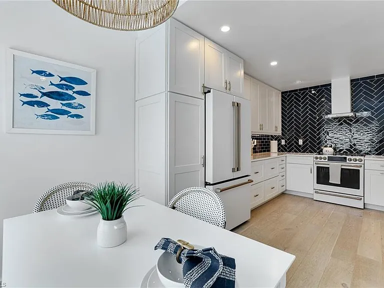 8345 Excalibur Cir #M4 — Photo 5
