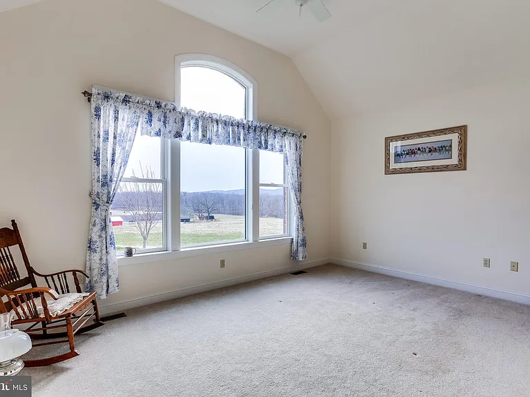 4410 Tuscarora Rd — Photo 24