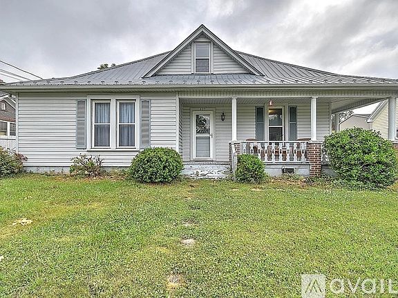 2nd image of 431 Spurgeon Ln