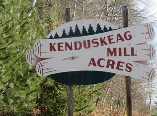 12 Stacey Ln, Kenduskeag, ME 04450