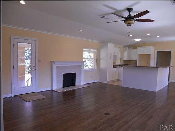 3rd image of 1230 Barcia Dr