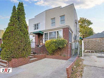 914 E 26th St, Brooklyn, NY, 11210
