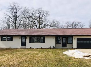 65511 Maple Rd, Lakeville, IN 46536