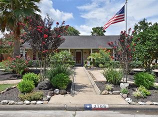 3106 Meadowcreek Dr, Missouri City, TX 77459