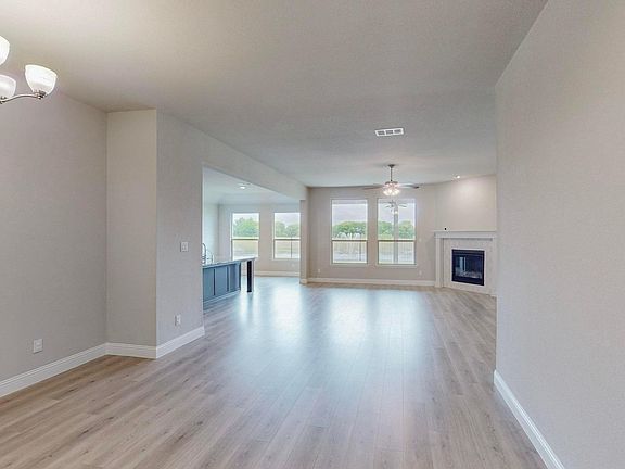 Upon entering, get distracted by the immediate views of the back fountains before you even notice 2 of the 5 bedrooms immediately to your left