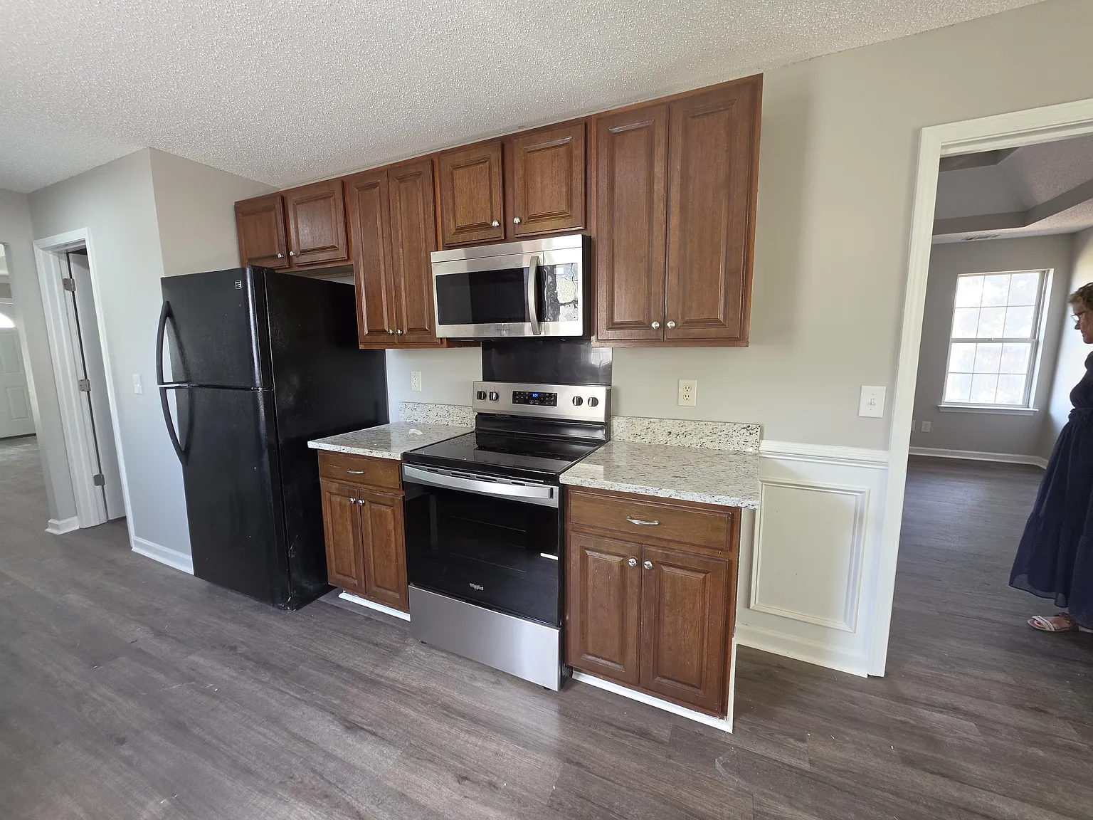 3 bed, 1216 sqft, $1,550 — Photo 3