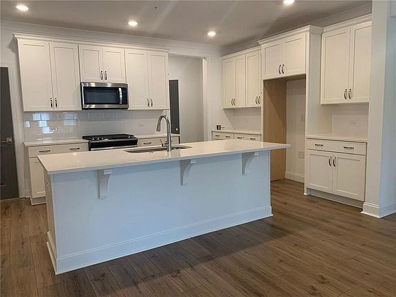 Large KitchenPhotos shown are of a completed Adams and are for viewing purposes only as this specifi