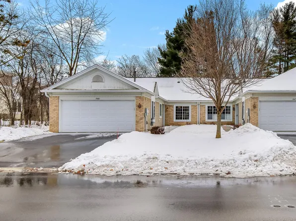 10481 Bay View Ln, Woodbury, MN 55129