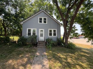 10707 N Main St, Richmond, IL 60071