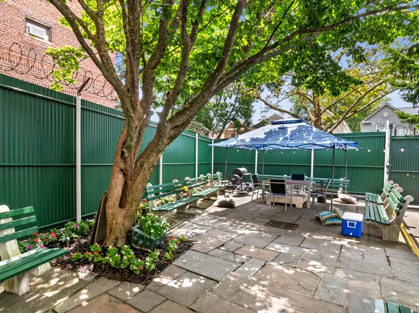 1170 Ocean Parkway image 9 of 12