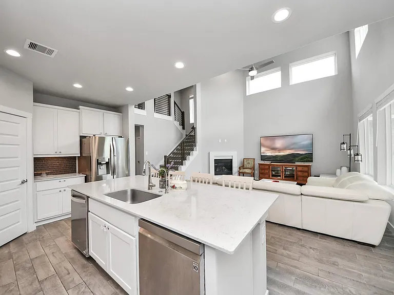 3815 Favor Forest Ct — Photo 17
