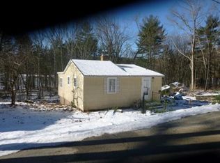 35 Racicot Ln, Sturbridge, MA 01518