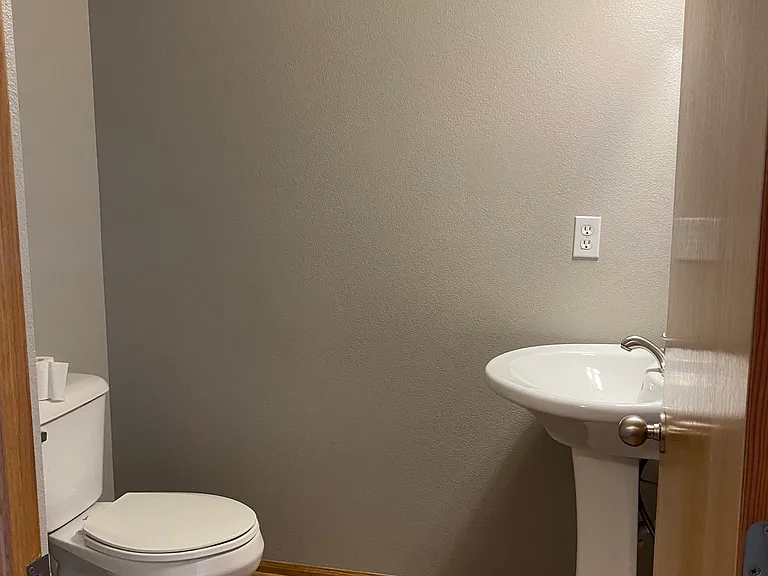 4208 SW Elm Ct — Photo 10