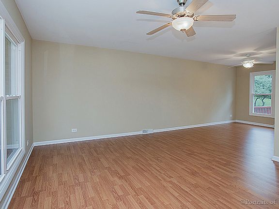 4th image of 6 Ashbury Ct