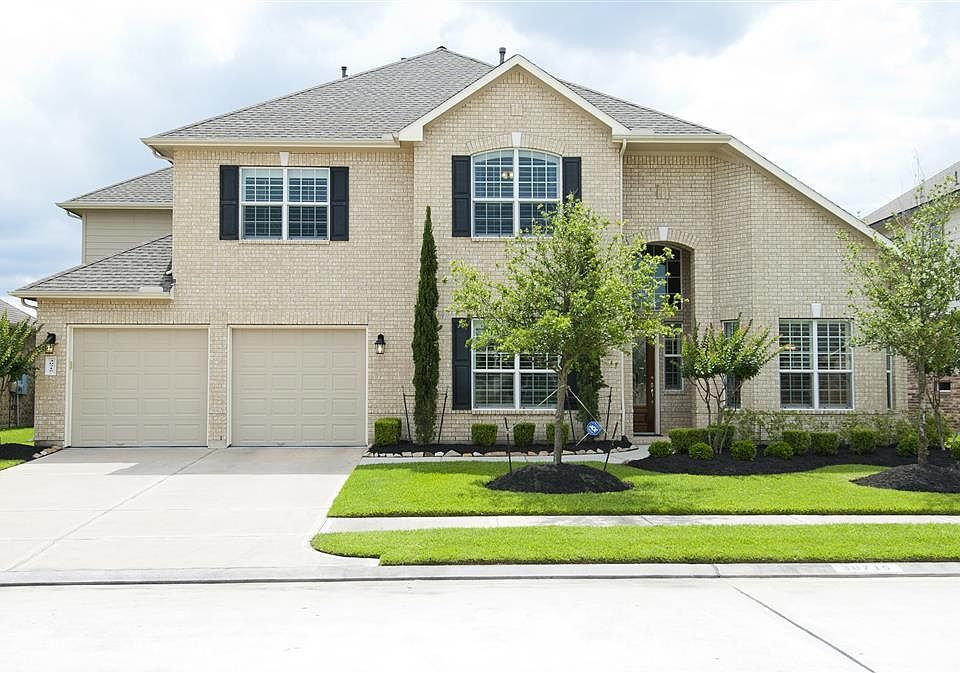 Lovely, well-maintained home for your family