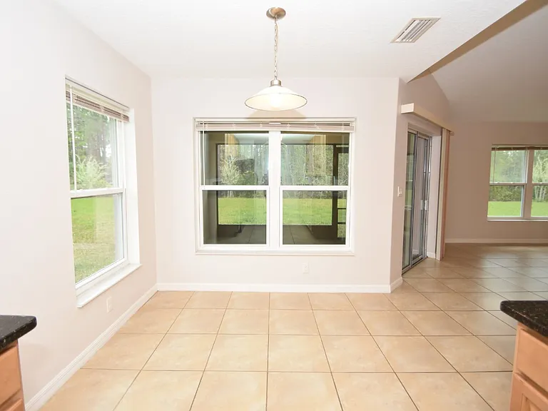 34 Renshaw Dr — Photo 11