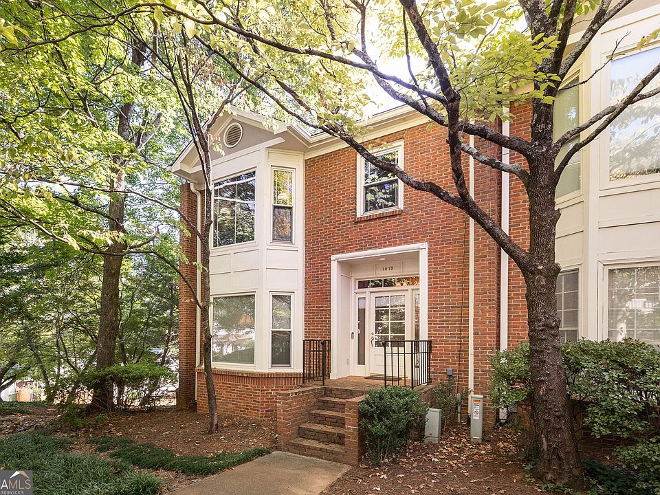 1st image of 1075 High Point Dr NE