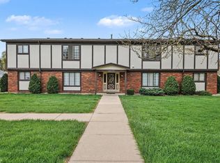 22835 Grove St, Saint Clair Shores, MI 48080