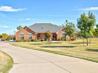 396 Fleenor Ln, Purcell, OK 73065