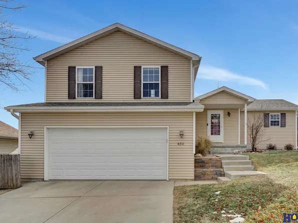 4311 W Thatcher Ln, Lincoln, NE 68528