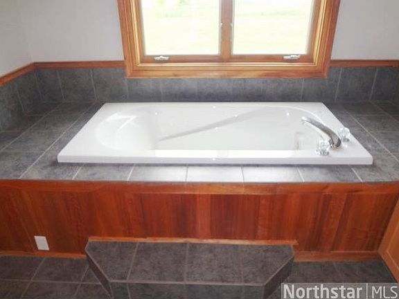 4th image of 24235 Northridge Drive