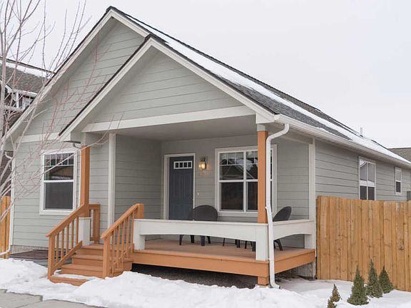 2nd image of 4213 Hermione Ln