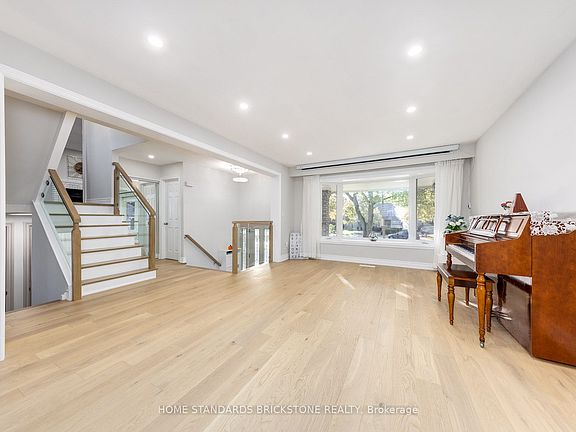 5th image of 25 Hester Ct