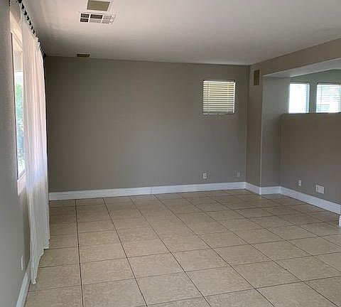 5th image of 9623 Windborne Ave