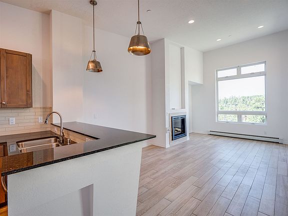 4th image of 32 Canyon View Dr #273