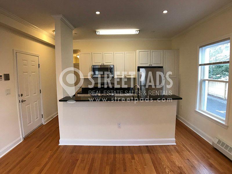 1st image of 1 Langdon Sq #2