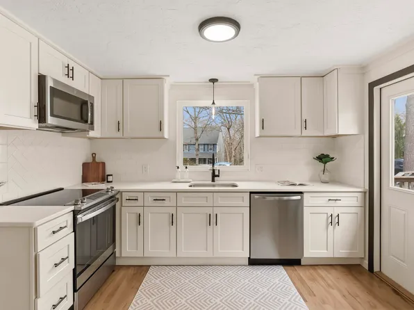 1 Forest Road, Forestdale, MA 02644