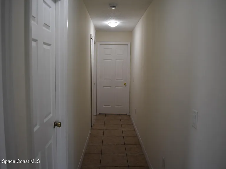 334 Bordeaux Ave NE — Photo 33