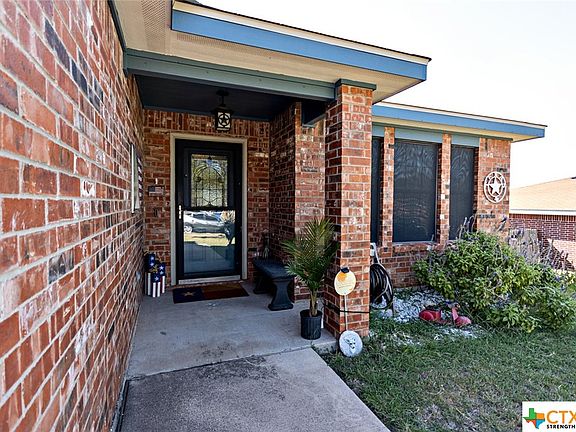 2nd image of 1317 Katelyn Cir